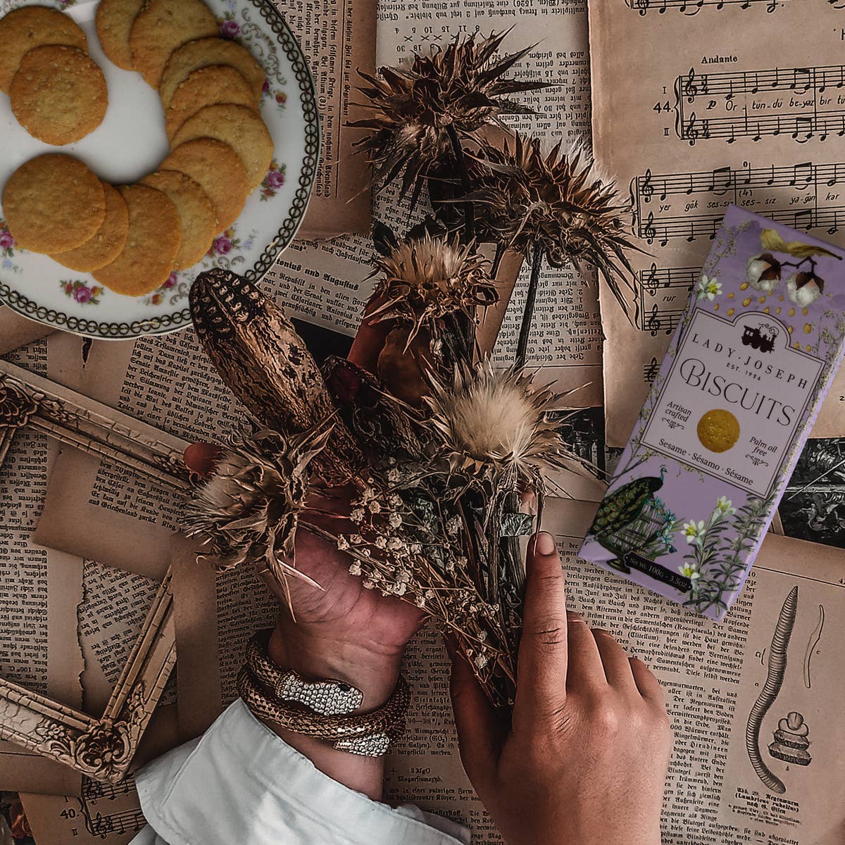 BISCOTTI ARTIGIANALI AL CARAMELLO E SESAMO